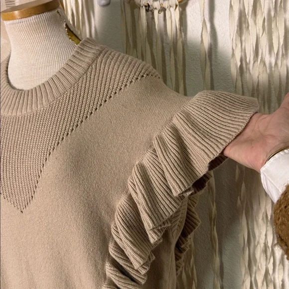 Munthe Eivan Knit Sleeveless Pullover with Ruffle Detail Large - Picture 3 of 12